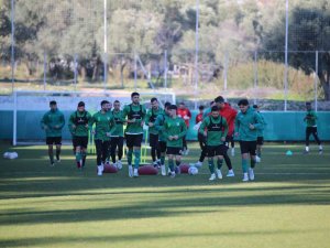 İ̇smet Taşdemir: "İ̇nşallah Bizim İçin Sonucu İyi Bir Maç Olur"