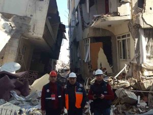 Scü Akademisyenleri Hatay’da Hasar Tespiti Yapıyor