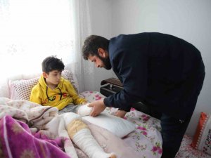 Enkaz Altında Kabusu Yaşadı, Üç Gün Sonra Bacağı Kesilmiş Halde Bulundu