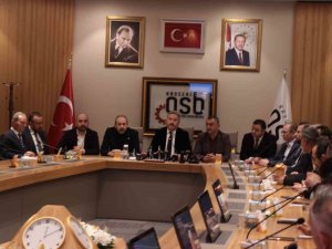 Kayserililer Dayanışmayı “Deprem Koordinasyon Merkezi” İle Gösterdi