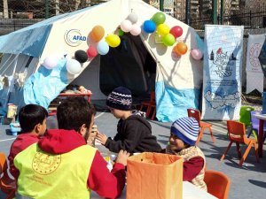 Kahramanmaraş’ta Çocukların Yaraları Masallarla Sarılıyor