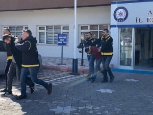 “Dövme Yapmadı” Diye İş Yerine Ateş Açan 2 Şahıs Tutuklandı