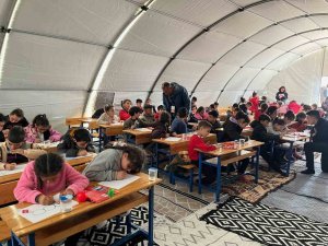 Çadır Kentlerde Öğrencilere Yönelik Psikososyal Eğitimler Başladı