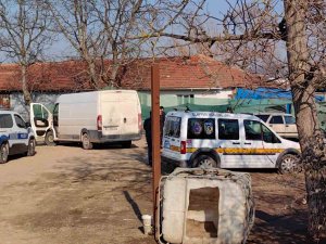Tüfekle Vurduğu Şahsın Başında Polisi Bekledi