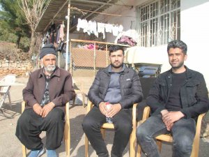 Enkaz Altındaki 261 Saatlik Dehşeti Anlattı