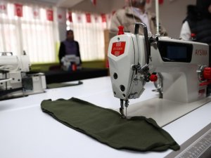 Keçiören Belediyesinden Etlik Halk Eğitim Merkezine Dikiş Makinesi Desteği