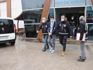 Bahçeye Giren Tavuk Yüzünden İşlenen Cinayetin Sanıkları Hakim Karşısında