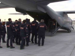 Hatay’da Görev Yapan 56 Afad Personeli İ̇stanbul’a Geldi
