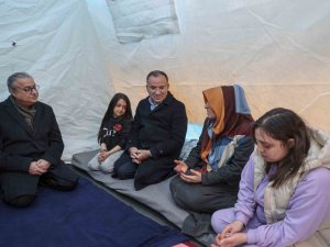 Bakan Bozdağ: "’Kızılay Nerede, Ne Yapıyor?’ Diyenler Diyarbakır’a Gelirlerse Kızılay’ı Göreceklerdir"