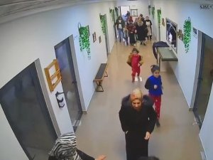 İ̇kinci Depreme Anaokulunda Yakalandılar, Korku Anları Kameraya Yansıdı