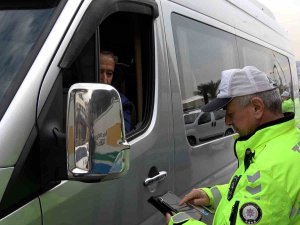 Genç Sürücüden Yediği Cezaya İlginç Tepki: “Bütün Harçlıklarım Gitti”