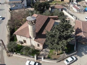 124 Yıllık Tarihi Cami, Dayanıklılığıyla Depremlere Meydan Okuyor