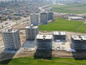 Adana’da Yapımı Devam Eden İnşaatlar Durduruldu
