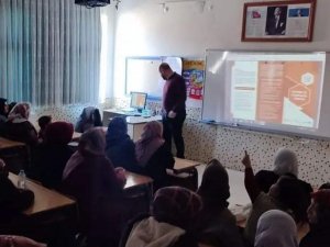 Şuhut’ta Velilere Yönelik Madde Bağımlılığı Farkındalık Eğitimi