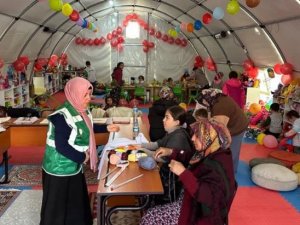 Köy Yaşam Merkezi Çadıra Kuruldu, Anne Ve Çocuklar Hayata Döndü