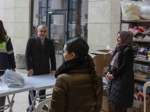 Depremzedeler İhtiyaçlarını Hilal Market’ten Karşılıyor