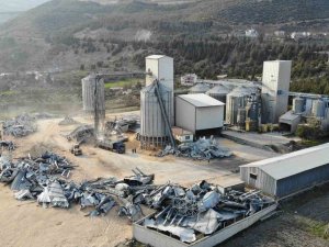 Asrın Felakati Dev Siloları Yerle Bir Etti