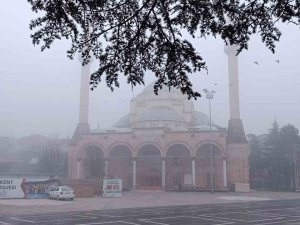 Düzce’de Sis Günlük Yaşamı Olumsuz Etkiliyor
