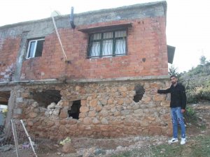 Depremde Şaşırtan Görüntü
