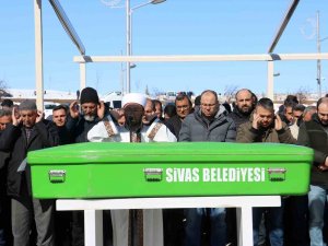 Kimsesiz Depremzede Sivas’ta Son Yolculuğuna Uğurlandı