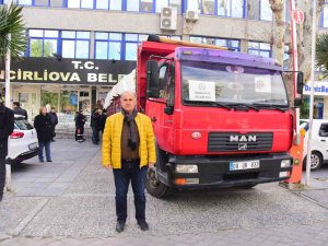 İ̇ncirliova Belediyesi Depremzedelerin Yanında