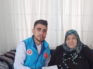 Umre Ziyareti İçin Biriktirdiği Parayı Depremzedelere Bağışladı