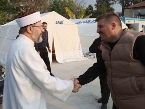 Diyanet İ̇şleri Başkanı Erbaş’tan Hatay’da Saint İ̇lyas Rum-ortodoks Kilisesine Ziyaret