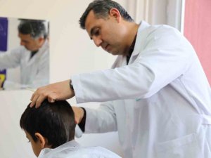 Melikgazi’den Yurtlarda Kalan Depremzedelere Berber Hizmeti