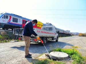 İ̇ncirliova Belediyesi İlaçlama Çalışması Başlattı