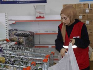 Kızılay, Malatya’da Depremzedeler İçin Sosyal Market Açtı