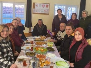 İ̇lkokuluna “Kardeş Okul” Projesi Çerçevesinde Destek Sağlandı