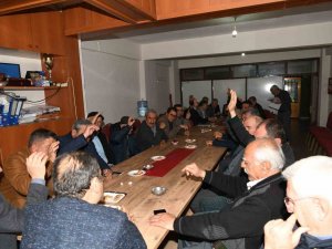 Lapseki’de Muhtarlar Sandık Başında