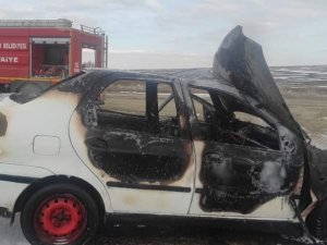 Aksaray’da 2 Otomobil Çarpıştı: 2 Yaralı