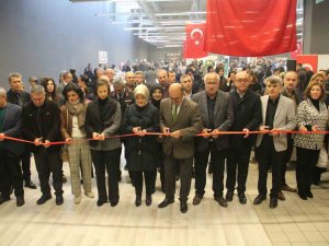 Kütahya’da Depremzedeler Yararına Kermes