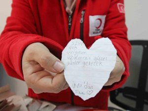 Kızılay Okulu Öğrencilerinden Depremzedeler İçin Duygulandıran Bağış