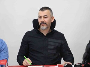 Savaş Abak: “Sait Karafırtınalar’a Bir Alt Ligde Başarılar Diliyorum”