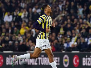 Oosterwolde İlk Kez Forma Giydi