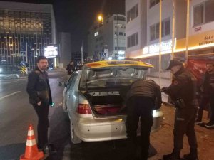 İ̇stanbul’da Helikopter Destekli Yeditepe Huzur Uygulaması