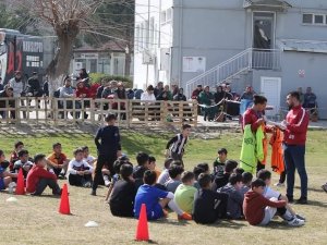 Manisaspor U10 Seçmelerine Yoğun Katılım