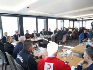 Muhtarlar Toplantısı’nda Gündem Deprem
