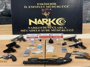 Eskişehir’de 4 Torbacı Yakalandı