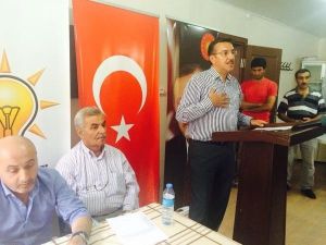 Ak Parti’nin Akçadağ İlçe Danışma Toplantısı Yapıldı