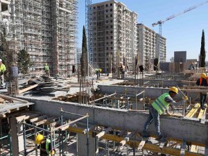 Güneş Mahallesi’nde 4 Bloğun Kaba İnşaatı Tamamlandı