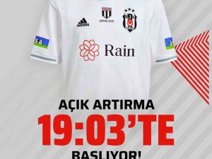 Beşiktaş, Formaları Depremzedeler İçin Açık Arttırmaya Koyacak