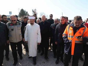 Diyanet İ̇şleri Başkanı Erbaş, Malatya’da İncelemelerde Bulundu