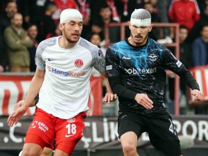 Spor Toto Süper Lig: Ümraniyespor: 0 - Adana Demirspor: 0 (İ̇lk Yarı)