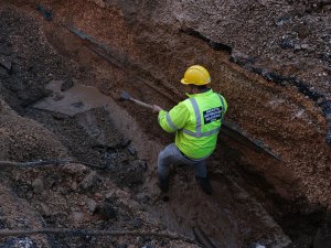 Kahramanmaraş’ın 75 Mahallesinde Altyapı Çalışmaları Aralıksız Devam Ediyor