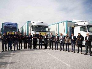 Hatay’daki Konya Konteyner Kenti İçin 10 Tır Daha Dualarla Yola Çıktı