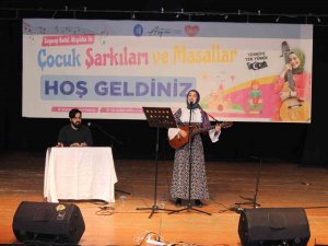 Depremzede Çocuklar İçin “Çocuk Şarkıları Ve Masallar” Etkinliği