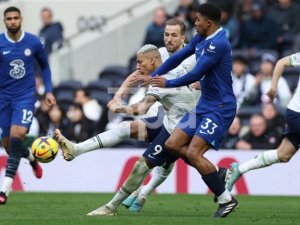 Londra Derbisinde Kazanan Tottenham
